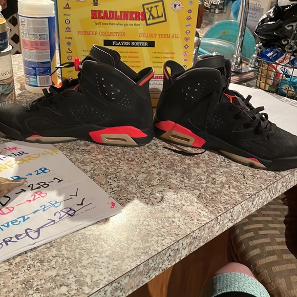 Jordan Retro 6 Infrared Size 10.5really clean and great condition- - Picture 3 of 6